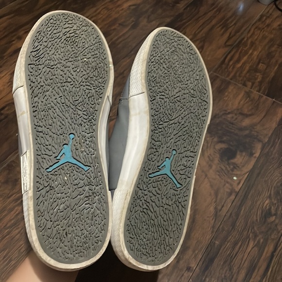 Jordan’s size 12 - Picture 5 of 7